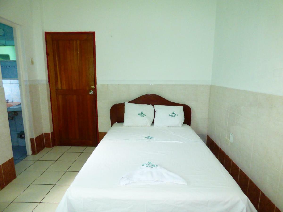 Hotel Aloe Uka Iquitos Exterior foto